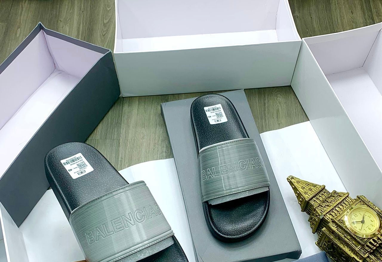 ROYAL SLIDES