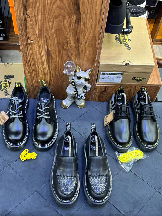 Classic Black Platform Lace-Up Shoes