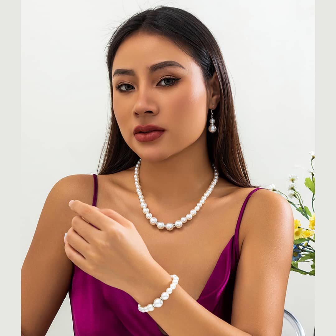 Lira Bead Necklace