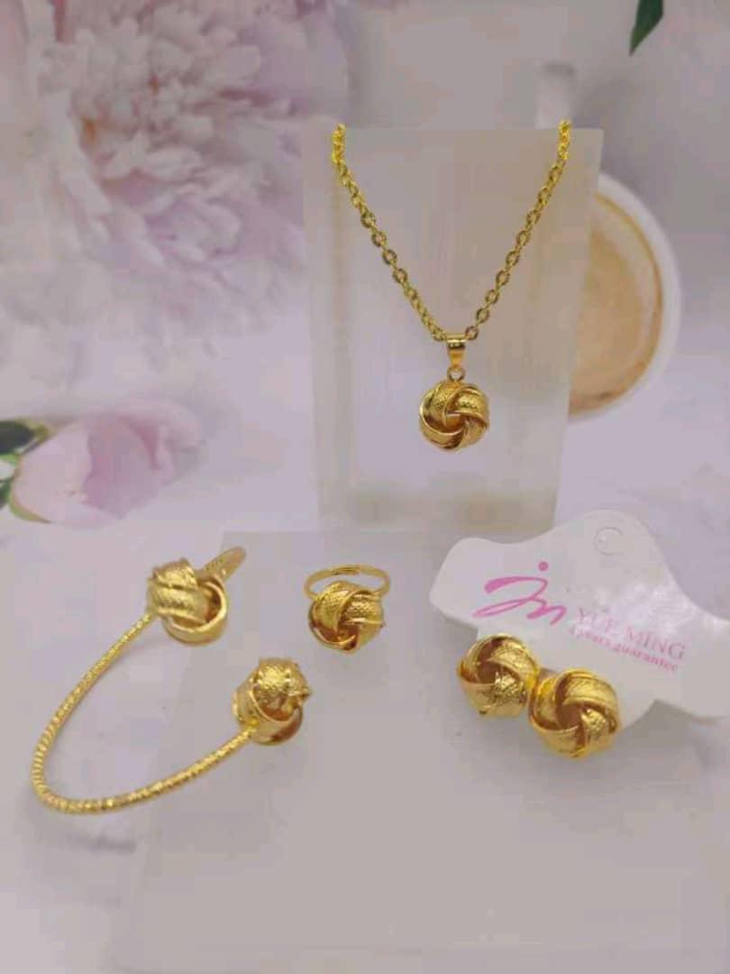 Lumea Necklace