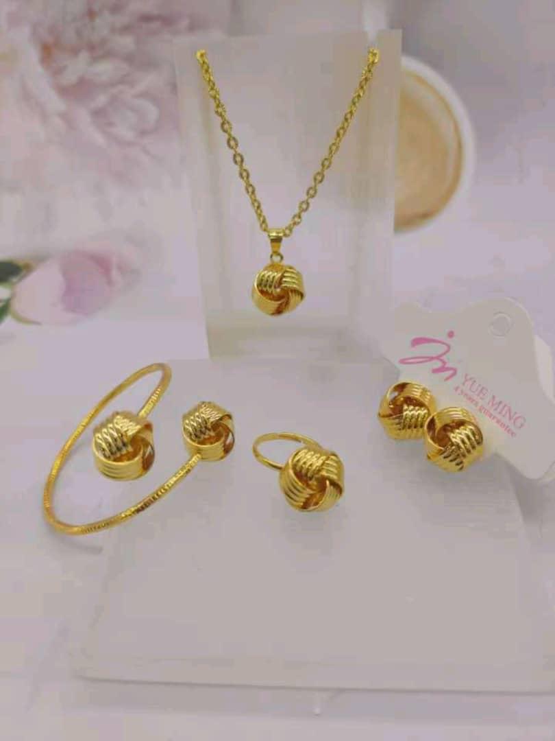 Lumea Necklace
